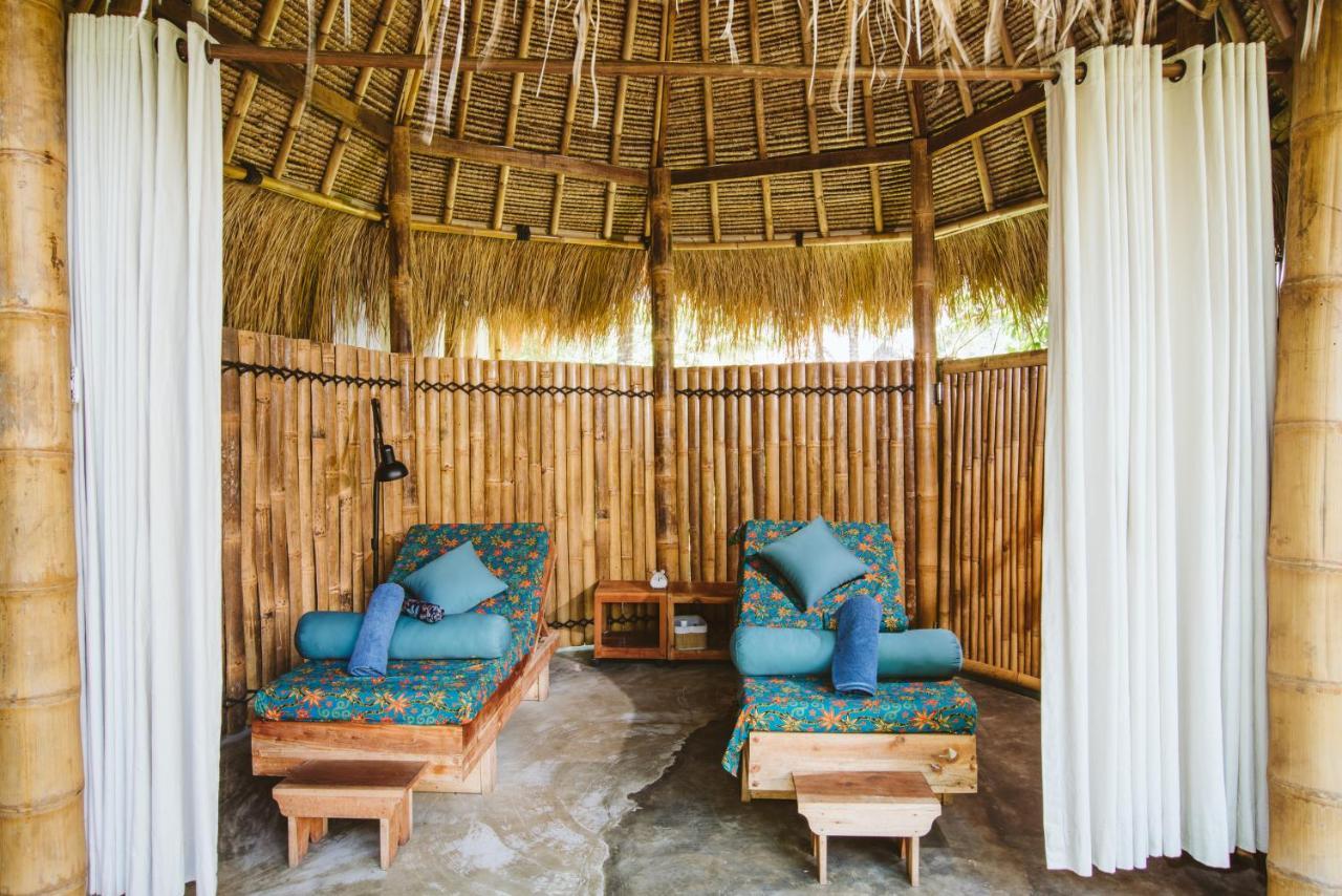 Готель Mana Eco Retreat Kuta  Екстер'єр фото