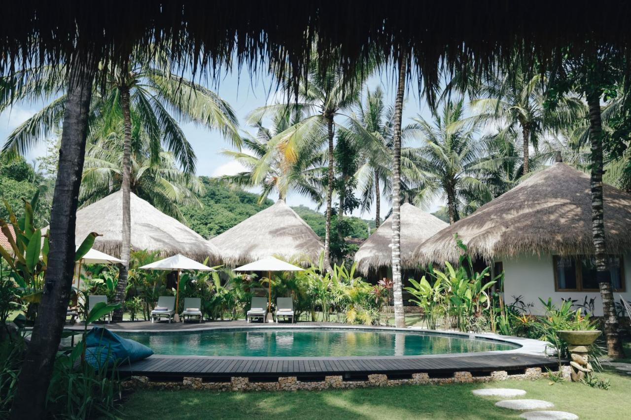 Готель Mana Eco Retreat Kuta  Екстер'єр фото
