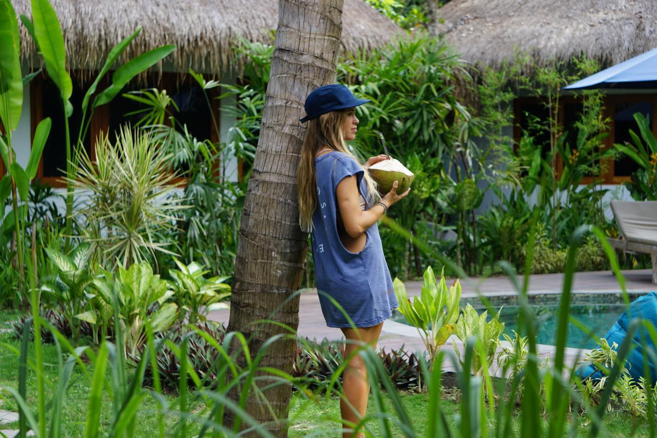 Готель Mana Eco Retreat Kuta  Екстер'єр фото