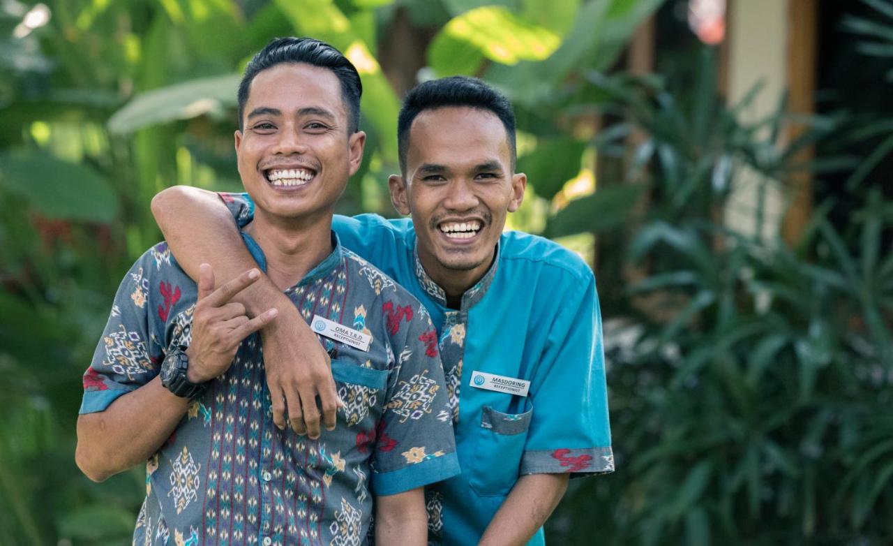Готель Mana Eco Retreat Kuta  Екстер'єр фото